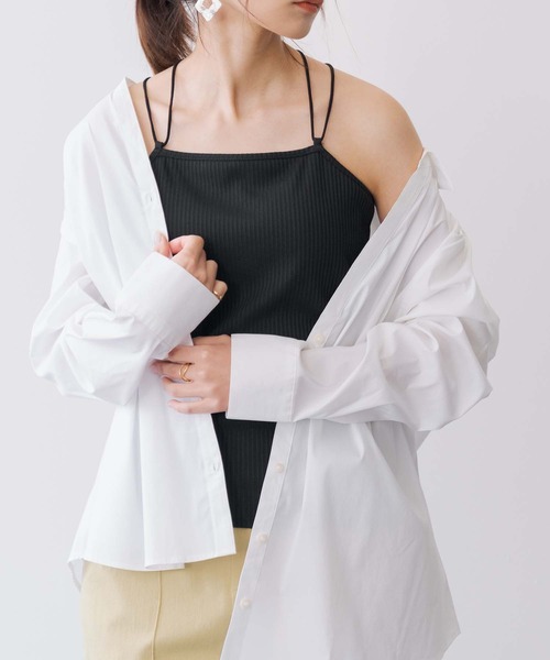 and it_（アンドイット）の「カップ付バッククロスストラップスクエアキャミソール（キャミソール・レディース・ブラック/オフホワイト・M）」の6枚目の写真