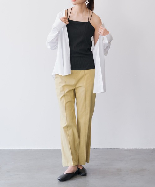 and it_（アンドイット）の「カップ付バッククロスストラップスクエアキャミソール（キャミソール・レディース・ブラック/オフホワイト・M）」の7枚目の写真