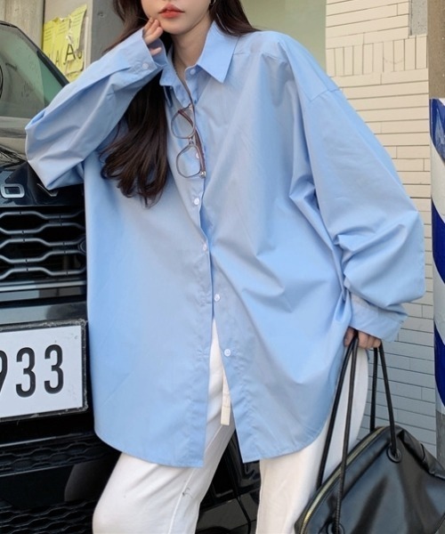 CREARE -LINO-(クレアーレリノ)の「<レディーズ商品>バックオープン ビッグシルエットシャツ/オーバーサイズシャツ/後ろあき(シャツ/ブラウス・レディース・オフホワイト/ブルー・FREE)」の19枚目の写真