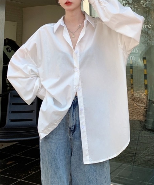 CREARE -LINO-(クレアーレリノ)の「<レディーズ商品>バックオープン ビッグシルエットシャツ/オーバーサイズシャツ/後ろあき(シャツ/ブラウス・レディース・オフホワイト/ブルー・FREE)」の11枚目の写真