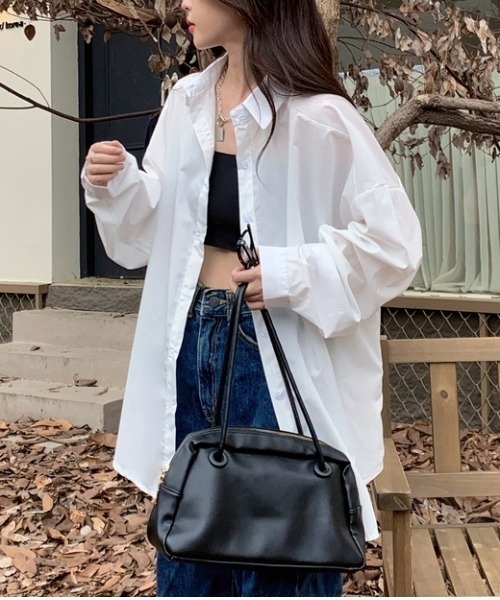 CREARE -LINO-(クレアーレリノ)の「<レディーズ商品>バックオープン ビッグシルエットシャツ/オーバーサイズシャツ/後ろあき(シャツ/ブラウス・レディース・オフホワイト/ブルー・FREE)」の22枚目の写真