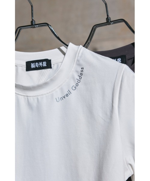 福寿外貌(フクジュガイボウ)の「コンパクトバックオープンTシャツ(Tシャツ/カットソー・レディース・ブラック/ホワイト/チャコール・FREE)」の5枚目の写真