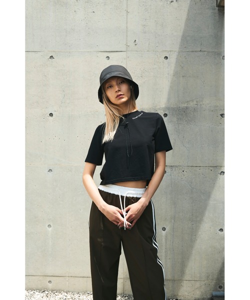 福寿外貌(フクジュガイボウ)の「コンパクトバックオープンTシャツ(Tシャツ/カットソー・レディース・ブラック/ホワイト/チャコール・FREE)」の13枚目の写真