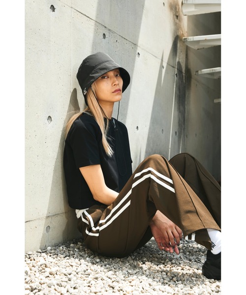 福寿外貌(フクジュガイボウ)の「コンパクトバックオープンTシャツ(Tシャツ/カットソー・レディース・ブラック/ホワイト/チャコール・FREE)」の17枚目の写真
