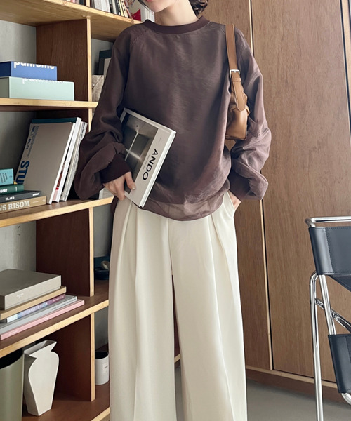 Ada.(エイダ)の「シアーレイヤード 裏毛スウェット(スウェット・レディース・ブラウン/ピンク/アイボリー/ブラック・FREE)」の11枚目の写真