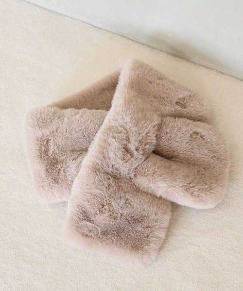 Andemiu(アンデミュウ)の「フェイクファーティペット140234(マフラー・レディース・グレー/モカ/ベージュ・FREE)」の15枚目の写真