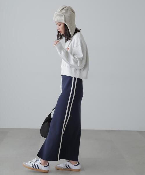 FREE'S MART(フリーズマート)の「◆カレッジロゴショート丈スウェット(スウェット・レディース・パープル/ブラック/ホワイト系その他・FREE)」の18枚目の写真