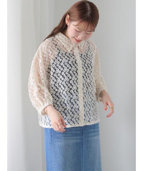 ehka sopo(エヘカソポ)の「花シアーシャツ(シャツ/ブラウス・レディース・ブラック/キナリ/キャメル/ブルー・F)」の21枚目の写真