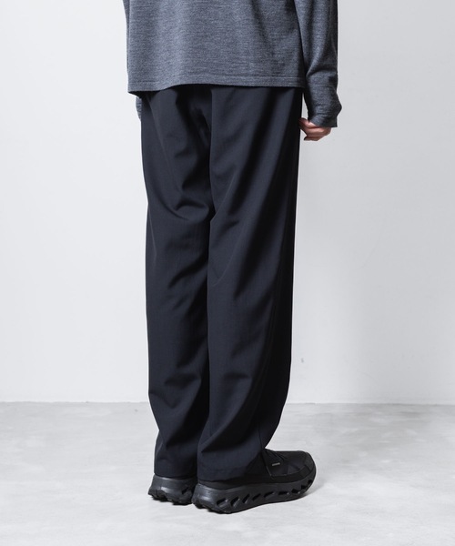ATTACHMENT（アタッチメント）の「2/90 ウール トロピカル イージートラウザーズ / 2/90 WO TROPICAL EASY TROUSERS（スラックス・メンズ・ダークネイビー/ブラック・2/1/3）」の18枚目の写真