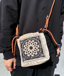巾着タイプ 刺繍 ショルダーバッグ