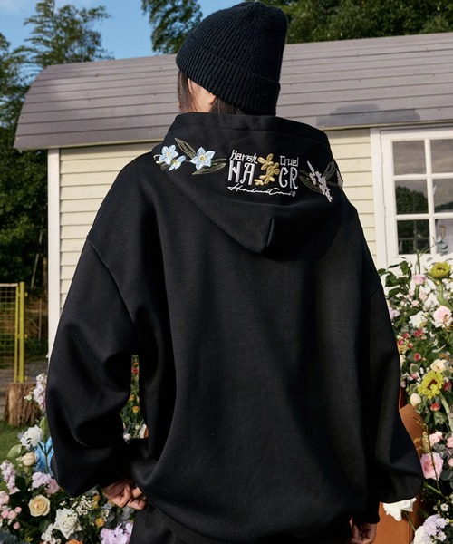 HARSH AND CRUEL(ハーシュアンドクルーエル)の「花柄刺繍プルオーバーパーカー オーバーサイズ ユニセックス HC24SW2TP02【Harsh and Cruel】(パーカー・メンズ・ホワイト/ブラック・M/L/XL)」の13枚目の写真