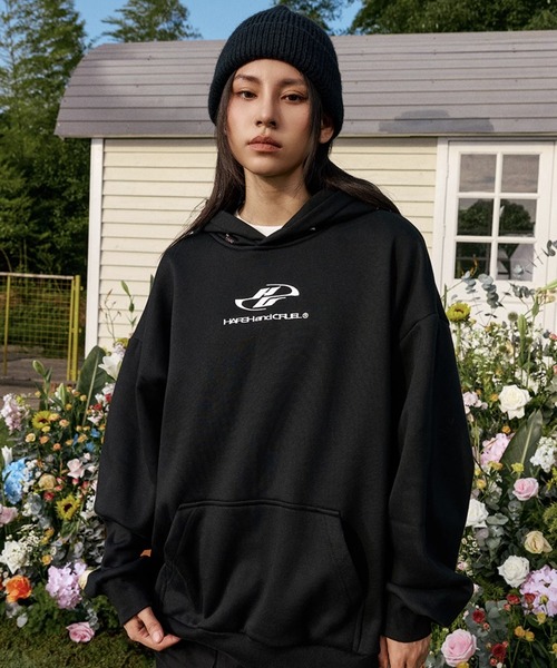 HARSH AND CRUEL(ハーシュアンドクルーエル)の「花柄刺繍プルオーバーパーカー オーバーサイズ ユニセックス HC24SW2TP02【Harsh and Cruel】(パーカー・メンズ・ホワイト/ブラック・M/L/XL)」の4枚目の写真
