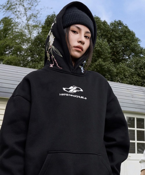 HARSH AND CRUEL(ハーシュアンドクルーエル)の「花柄刺繍プルオーバーパーカー オーバーサイズ ユニセックス HC24SW2TP02【Harsh and Cruel】(パーカー・メンズ・ホワイト/ブラック・M/L/XL)」の18枚目の写真
