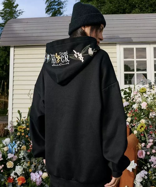 HARSH AND CRUEL(ハーシュアンドクルーエル)の「花柄刺繍プルオーバーパーカー オーバーサイズ ユニセックス HC24SW2TP02【Harsh and Cruel】(パーカー・メンズ・ホワイト/ブラック・M/L/XL)」の15枚目の写真