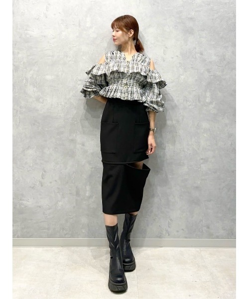 AND COUTURE（アンドクチュール）の「オープンショルダーチェックフリルブラウス（シャツ/ブラウス・レディース・ブラウン系その他/ブラック系その他・FREE）」の8枚目の写真