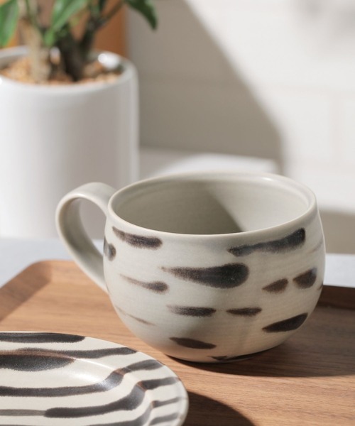 studio CLIP（スタディオクリップ）の「すこし屋 猫マグ（グラス/マグカップ/タンブラー・レディース・その他1/その他2・FREE）」の2枚目の写真