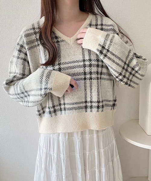 セール】Vネックチェックニット（ニット/セーター）｜Nana(ナナ)（ナナ