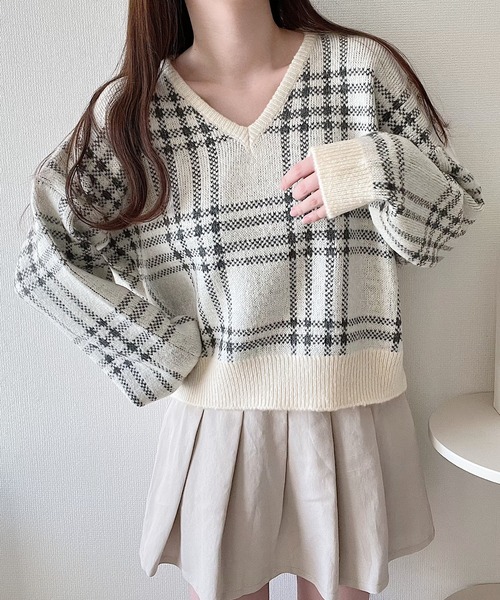 セール】Vネックチェックニット（ニット/セーター）｜Nana(ナナ)（ナナ