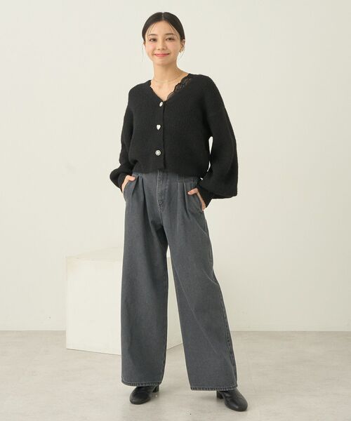 earth music&ecology（アースミュージックアンドエコロジー）の「ダブルタックワイドデニムパンツ（デニムパンツ・レディース・ライトインディゴブルー/ブラック・S/M）」の12枚目の写真