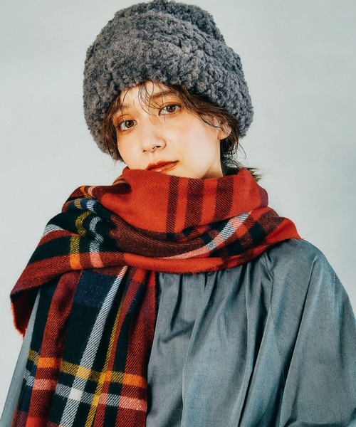 studio CLIP（スタディオクリップ）の「【静電気軽減】チェックストール（ストール/ショール・レディース・アイボリー/ブルー/ベージュ/レッド・FREE）」の5枚目の写真