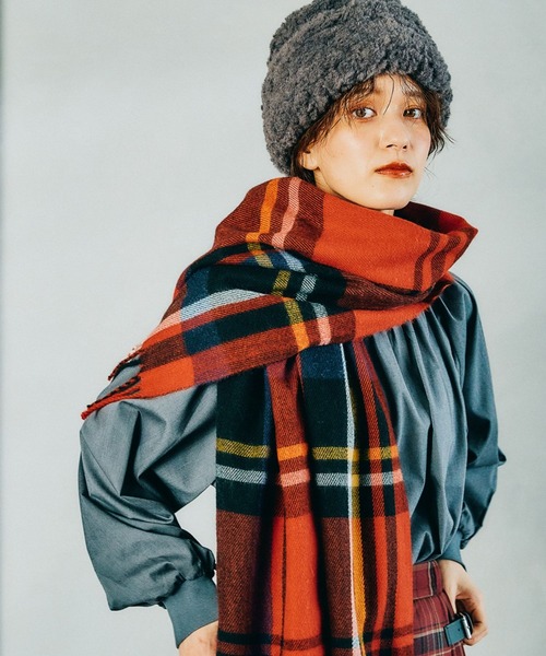 studio CLIP（スタディオクリップ）の「【静電気軽減】チェックストール（ストール/ショール・レディース・アイボリー/ブルー/ベージュ/レッド・FREE）」の7枚目の写真