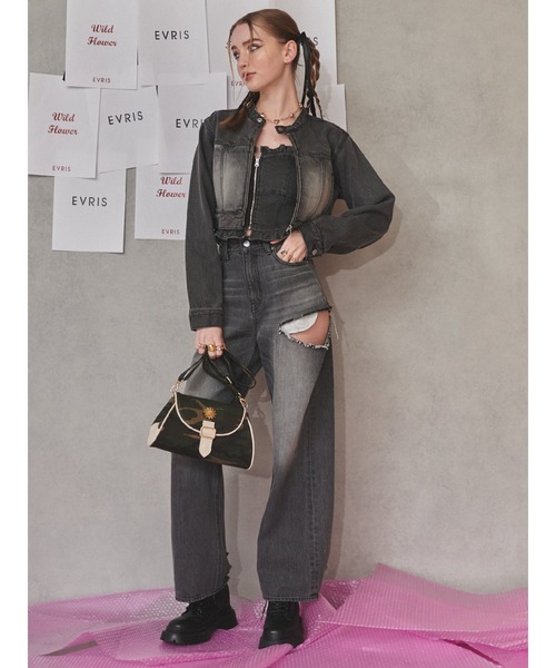 EVRIS（エヴリス）の「デニムフリルビスチェ【セットアップ着用可能】（チューブトップ・レディース・ブルー/ブラック/ライトブルー・FREE）」の4枚目の写真