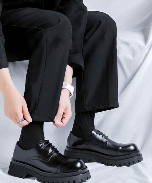 shoes365(シューズスリーシックスファイヴ)の「【shoes365】メンズ PUレザーハイソールストレートチップシューズ(ドレスシューズ・メンズ・ブラウン/ブラック・24.5cm/25.0cm/25.5cm/26.0cm/26.5cm/27.0cm)」の2枚目の写真