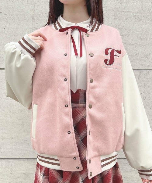 F i.n.t（フィント）の「バックロゴ刺繍スタジャン/fint（スタジャン・レディース・ブラウン/ピンク・FREE）」の8枚目の写真