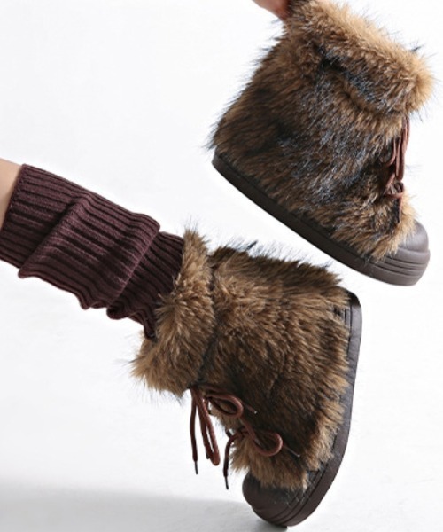 Ritzy(リッツィー)の「ふわふわ 厚底 フェイクファーブーツ(ブーツ・レディース・モカ/ブラック/ベージュ・23/24.5/24/23.5/25)」の12枚目の写真