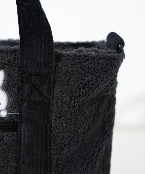 Miffy( ミッフィー)の「【miffy/ミッフィー】 チャーム付き 横型トートバッグ(トートバッグ・レディース・アイボリー/ブラック・FREE)」の5枚目の写真