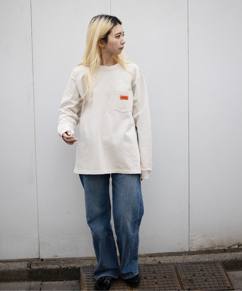 UNIVERSAL OVERALL(ユニバーサルオーバーオール)の「POCKET LONG SLEEVE TEE(Tシャツ/カットソー・メンズ・ブラック/アッシュ/ホワイト・MEDIUM/LARGE/X-LARGE/XX-LARGE)」の11枚目の写真