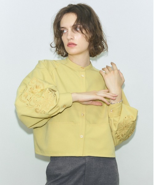 Muel Chic（ミュエルシック）の「Lily embroidery shirt リリーエンブロイダリーシャツ（シャツ/ブラウス・レディース・ブラック/イエロー/ホワイト・FREE）」の11枚目の写真