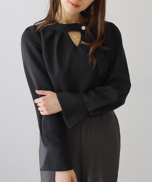 Lace Ladies(レースレディース)の「スタンドカラー パフスリーブ風 タイ付き 長袖 ブラウス(シャツ/ブラウス・レディース・ホワイト/ブラック/ネイビー/グレイッシュベージュ・FREE/S)」の5枚目の写真