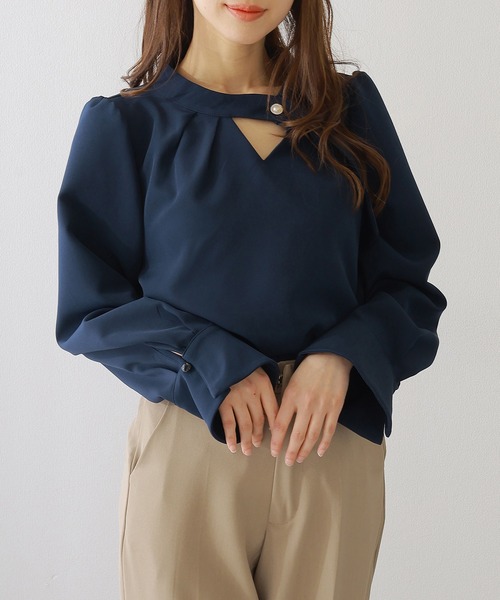 Lace Ladies(レースレディース)の「スタンドカラー パフスリーブ風 タイ付き 長袖 ブラウス(シャツ/ブラウス・レディース・ホワイト/ブラック/ネイビー/グレイッシュベージュ・FREE/S)」の13枚目の写真