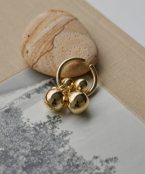 ear PAPILLONNER（イアパピヨネ）の「コスモボールリング（リング・レディース・ゴールド/シルバー・ONE SIZE）」の8枚目の写真