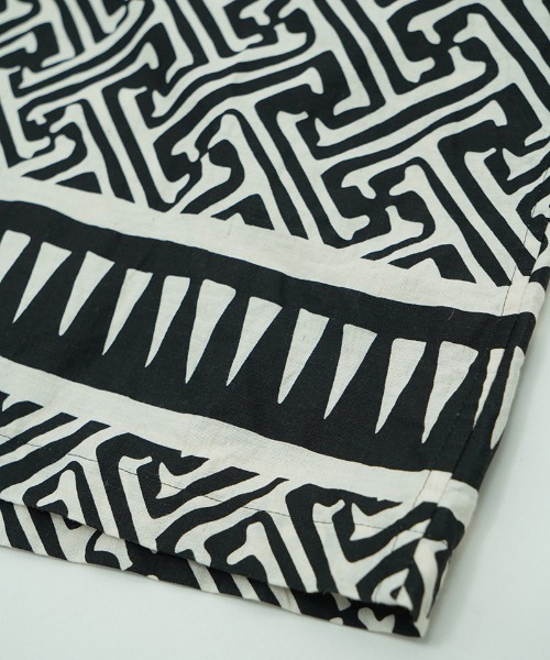 EGO TRIPPING（エゴトリッピング）の「ms6001- AFREEDOM L-S プリントシャツ（シャツ/ブラウス・メンズ・レッド/アイボリー・46/48）」の14枚目の写真