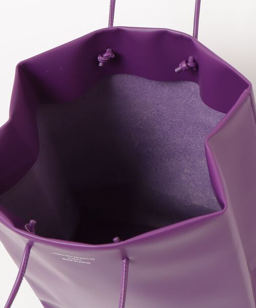 UNKNOWN PRODUCTS(アンノウンプロダクツ)の「Leather Paper Bag(ショルダーバッグ・レディース・パープル/ホワイト/ブルー/ブラック・ONE SIZE)」の8枚目の写真