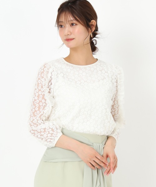MISCH MASCH（ミッシュマッシュ）の「フラワー刺繍チュールブラウス（シャツ/ブラウス・レディース・ブラック/ホワイト・ﾌﾘ-）」の6枚目の写真