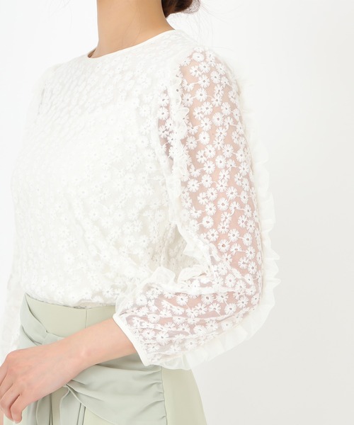 MISCH MASCH（ミッシュマッシュ）の「フラワー刺繍チュールブラウス（シャツ/ブラウス・レディース・ブラック/ホワイト・ﾌﾘ-）」の21枚目の写真