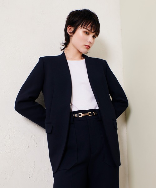 allureville（アルアバイル）の「マットストレッチノーカラージャケット（ノーカラージャケット・レディース・ベージュ/ネイビー・1/2）」の17枚目の写真