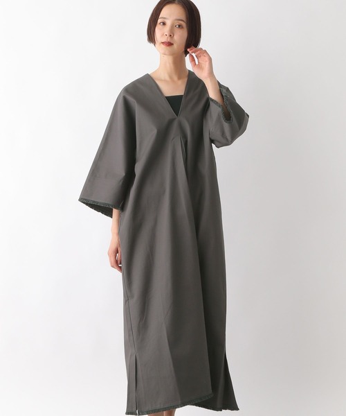 LEPSIM（レプシィム）の「フリンジカフタンワンピース　290186（ワンピース・レディース・チャコールグレー/ブルー/アイボリー・FREE）」の3枚目の写真