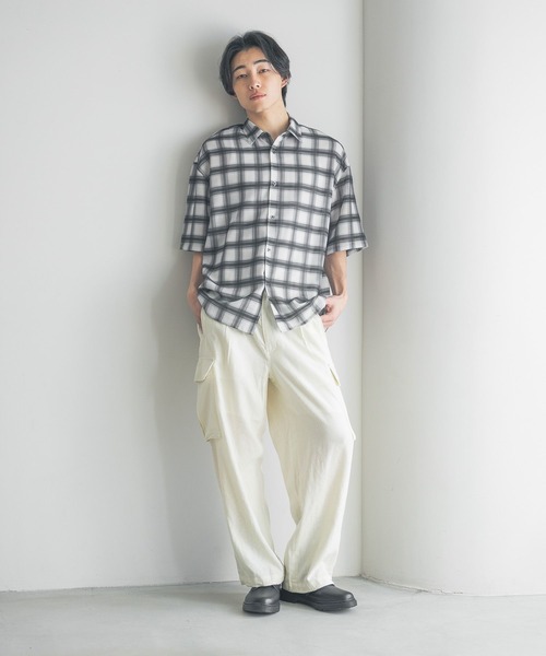 LOWRYS FARM（ローリーズファーム）の「ノルマンディリネンカーゴパンツ　 249969（カーゴパンツ・メンズ・チャコールグレー/アイボリー・MEDIUM/LARGE）」の10枚目の写真