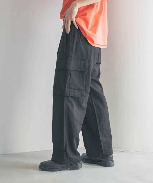LOWRYS FARM（ローリーズファーム）の「ノルマンディリネンカーゴパンツ　 249969（カーゴパンツ・メンズ・チャコールグレー/アイボリー・MEDIUM/LARGE）」の16枚目の写真