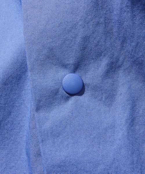 Firsthand(ファーストハンド)の「MA Firsthand/マ ファーストハンド BASIC LOGO刺繍ブロード ダブルポケットワークシャツ(シャツ/ブラウス・メンズ・ホワイト/サックスブルー・MEDIUM/LARGE)」の3枚目の写真