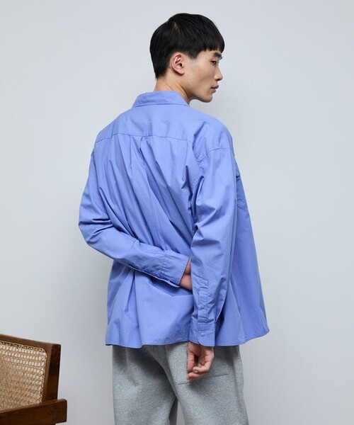 Firsthand(ファーストハンド)の「MA Firsthand/マ ファーストハンド BASIC LOGO刺繍ブロード ダブルポケットワークシャツ(シャツ/ブラウス・メンズ・ホワイト/サックスブルー・MEDIUM/LARGE)」の15枚目の写真