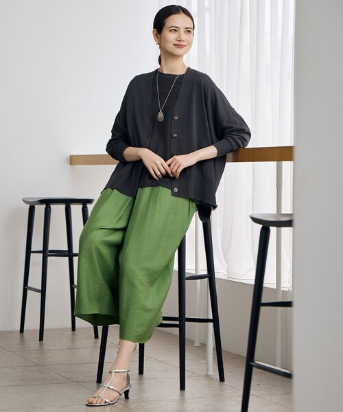 自由区(ジユウク)の「エアリーツイルキュロット パンツ(その他パンツ・レディース・ベージュ系/ダルブルー系/グレー系/ベージュ系2/ブラウン系/グリーン系/サックスブルー系/ネイビー・44/46)」の13枚目の写真