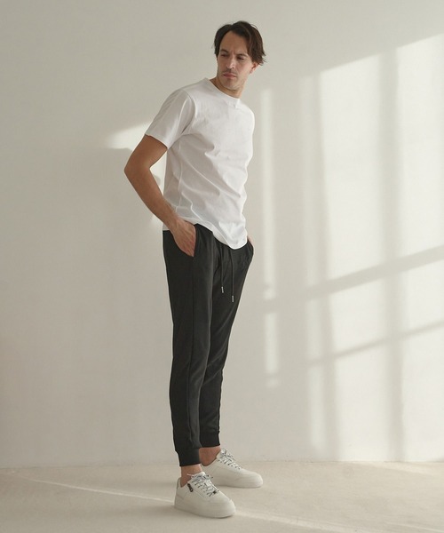 1piu1uguale3 RELAX（ウノピュウノウグァーレトレリラックス）の「【1PIU1UGUALE3 RELAX/ウノピゥウノウグァーレトレ リラックス/別注/セットアップ対応/ストレッチ素材】カモ柄ニットジャガード スリムイージーパンツ（スウェットパンツ・メンズ・ブラック・M/L/LL）」の8枚目の写真