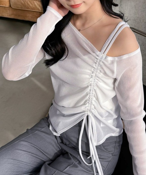 clear（クリア）の「サイドドロストワンショルシアーカットソートップス［大人 カジュアル シアートップス］≪再入荷≫（Tシャツ/カットソー・レディース・オフホワイト/ブラック/ピンク/ミント・F）」の2枚目の写真