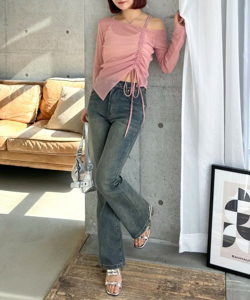 clear（クリア）の「サイドドロストワンショルシアーカットソートップス［大人 カジュアル シアートップス］≪再入荷≫（Tシャツ/カットソー・レディース・オフホワイト/ブラック/ピンク/ミント・F）」の6枚目の写真