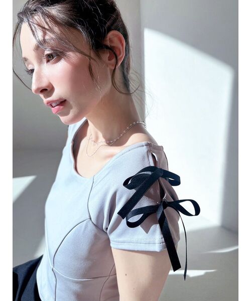RESEXXY（リゼクシー）の「スクエアカットショルダーリボントップス（Tシャツ/カットソー・レディース・グレー/ブルー/ブラック/ホワイト・FREE）」の14枚目の写真